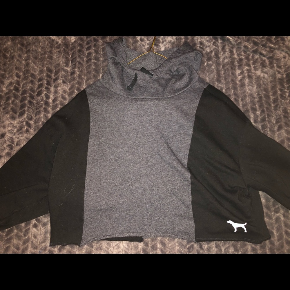 PINK CROP SWEATER